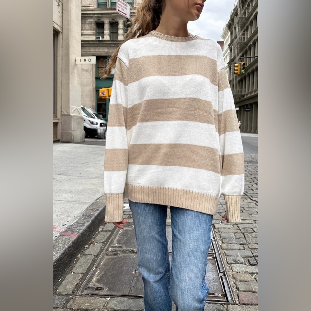 Brandy Melville Brianna Cream and White Knit Sweater